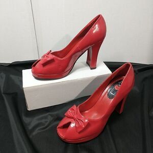 Tuk Red Faux Leather  SZ 11 Woman's Shoes Open Toe Chunky Heel
